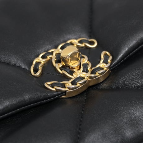 CHANEL 19 Flap Handbag Quilted Shiny Lambskin Black ＃76805