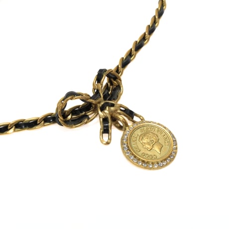 CHANEL Bow & Medal Pendant Necklace Gold-toned 95P #76580
