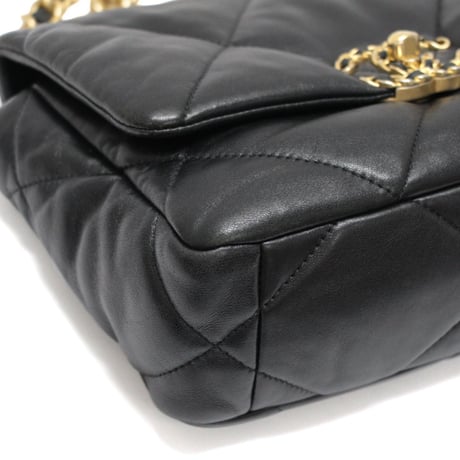 CHANEL 19 Flap Handbag Quilted Shiny Lambskin Black ＃76805