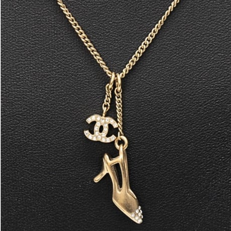CHANEL CC Logo High Heel Pendant Necklace Gold-toned 05A #75675