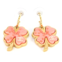 CHANEL Coco Mark Clover Dangle Pierced Earrings Coral Pink Gold-toned 03P #20178