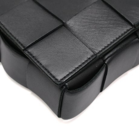 BOTTEGA VENETA Cassette Shoulder Bag Maxi Intrecciato Leather Black #76702