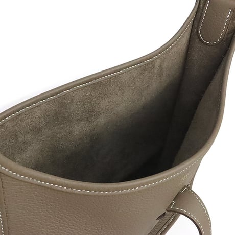 HERMES Evelyne III PM Shoulder Bag Taurillon Clemence Leather Etoupe ＃20063