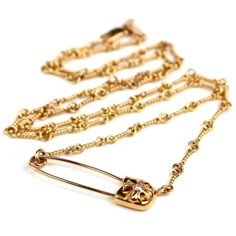 【￥2,599,900】 Chrome Hearts 22K Safety Pin 1P Diamond & Twist Chain 20 Inches Necklace #104049