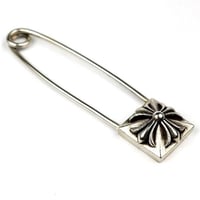 Chrome Hearts Pyramid CH Plus XL Safety Pin #104057