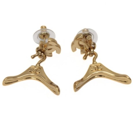 CHANEL CC Logo Hanger Motif Pierced Earrings Gold-toned 02P #75976