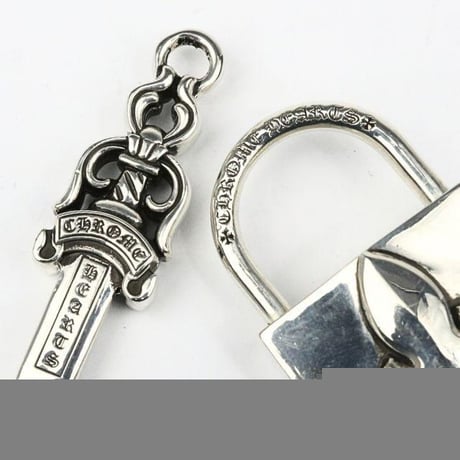 Chrome Hearts Padlock ＆ Double Dagger Key Charm #104791