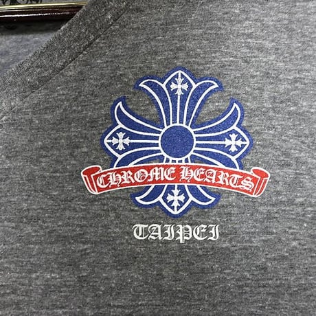 Chrome Hearts Taipei Exclusive CH Plus V-Neck T-Shirt #104204