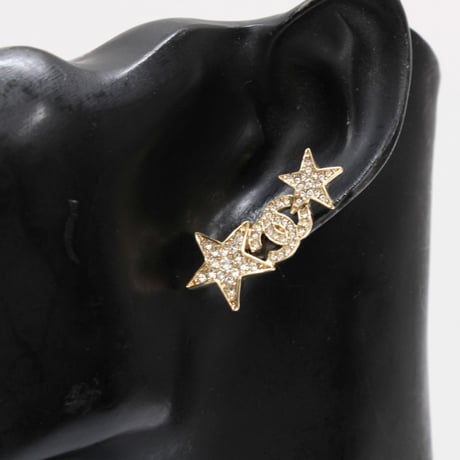 CHANEL CC Logo Star Motif Pierced Earrings Crystal Gold-toned B23C #76294