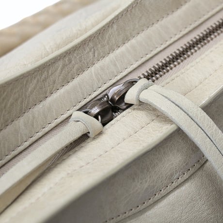 BALENCIAGA Classic City Shoulder Bag Leather Ivory ＃76373