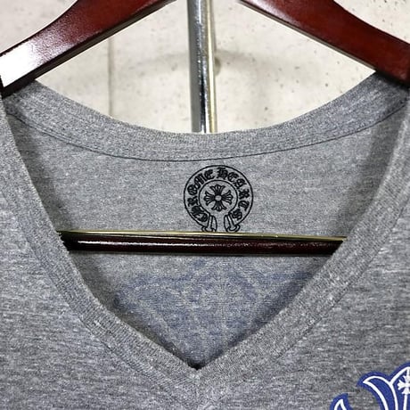 Chrome Hearts Taipei Exclusive CH Plus V-Neck T-Shirt #104204