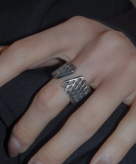 Lattice ring