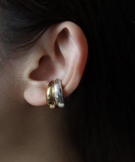 Moon earcuff / Gold