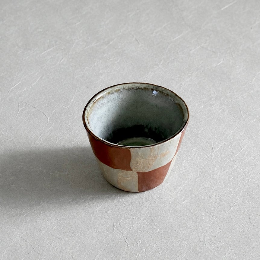 赤膚焼　猪口 美濃焼 縞吉窯 赤楽市松模様 蕎麦猪口 | MatsuBokkuri
