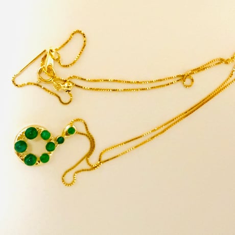 【チャリティ品】エメラルドのネックレス