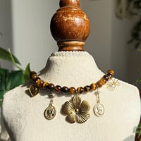 Power stone necklace𖤐