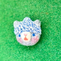 ふわ*もこ　猫のブローチ