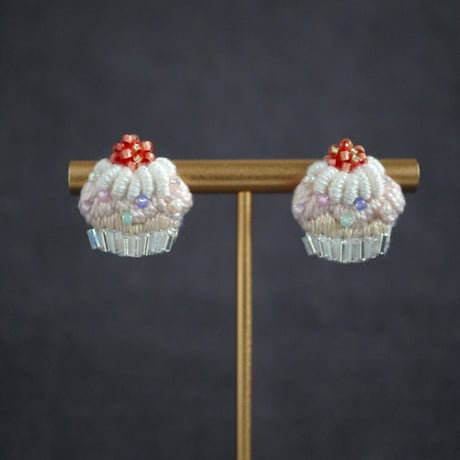 あおのいえ　カラフルカップケーキピアス/イアリング E