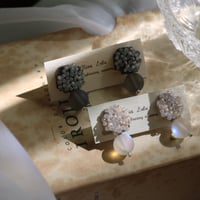 NiNA LULU  クロス　ピアス　アイボリー ・アッシュネイビー