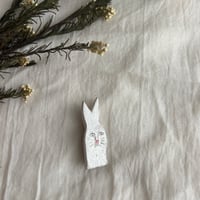 töpferei(トプフェレイ)  	うさぎのブローチ