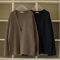 ànuke Deep Vneck Knit ベージュのみ