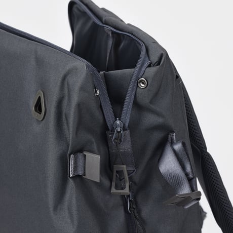 uF director's bag ミディアム *ニュートープ