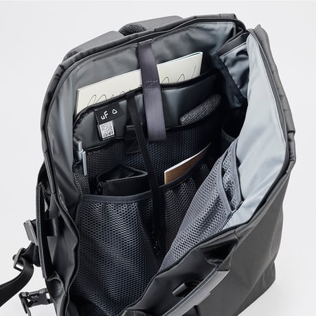 uF director's bag ミディアム *ニュートープ