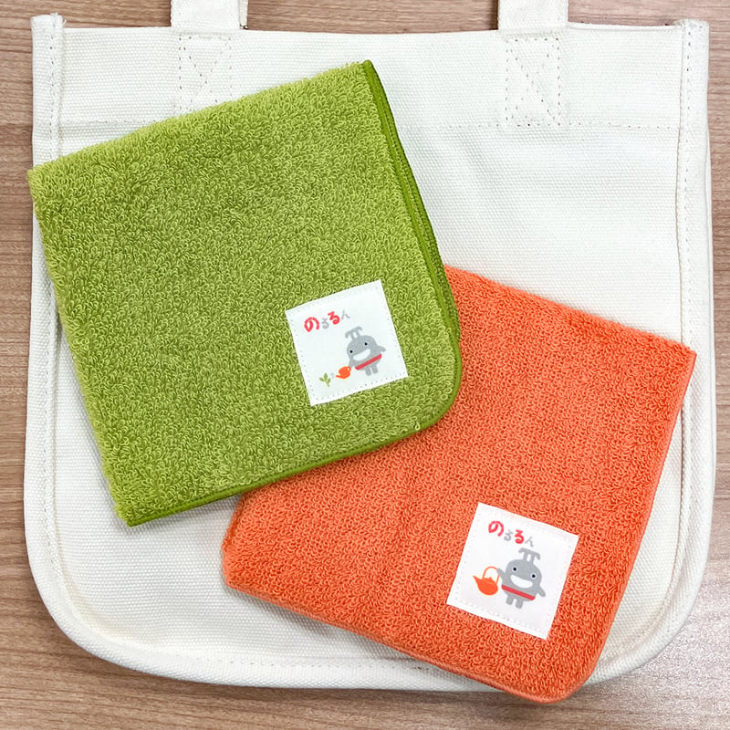 のるるん×伊藤園】カテキン染め今治タオル (ほうじ茶風オレンジ