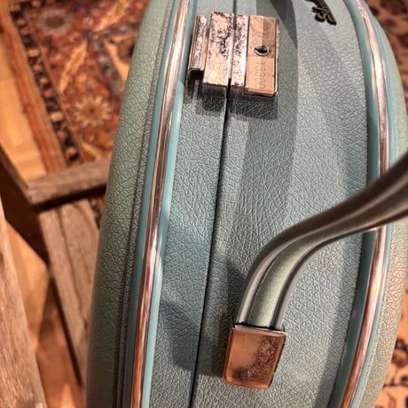 職業はヒミツ