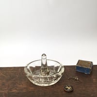 ring stand / アンティークガラスのリングスタンド