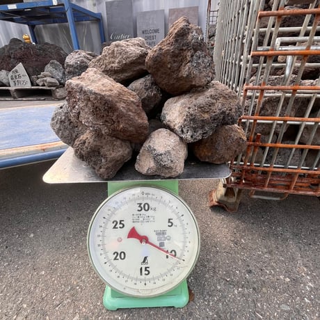 阿蘇熔岩石 70〜150mm｜10kg