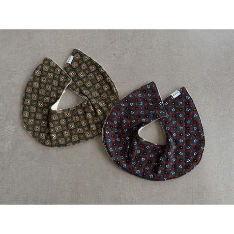flower quilted bib / 2col