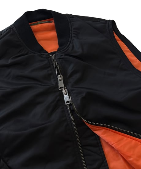 The DUFFER N NEPHEWS / CUT OFF FLIGHT VEST -BLACK-