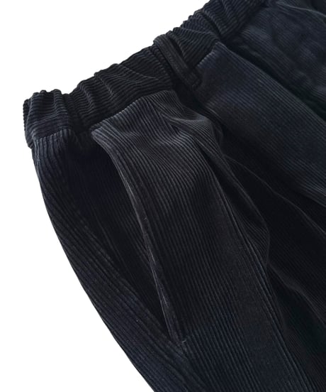 YOKO SAKAMOTO / DOUBLE PLEATED WIDE EASY PANTS corduroy -BLACK-