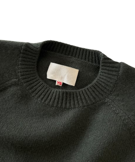 YOKO SAKAMOTO / RAGLAN CREW NECK KNIT wool×cashimere×silk -OLIVE-
