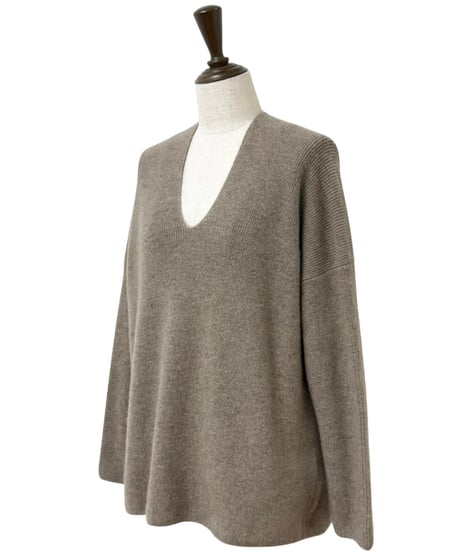 Nomàt / CASHMERE V-SWEATER -BEIGE-