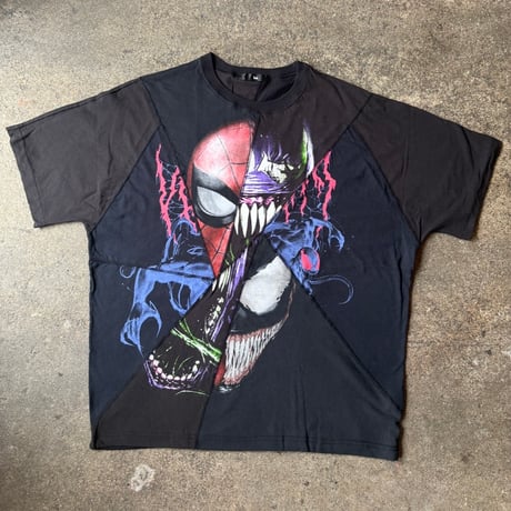 SPIDERMAN/VENOM CRACK S/S SIZE XL