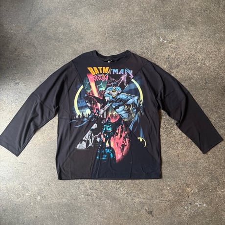 BATMAN CRACK L/S SIZE L