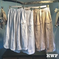 cottonピンストライプヘリンボーンリラックスバルーンスカート (nuts)(natural)