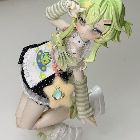 【予約販売｜2026年9月～10月頃 お届け予定】不可食用人形（Inedible Doll）「ニャニャニャ次元」1/8スケール単品ドール「宇宙ネコ／シルバーシェーデッド」フルセット【共通商品ページ】