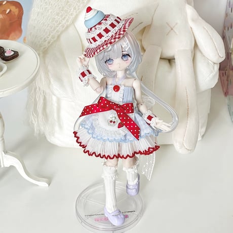 【予約販売：2026年9月頃 お届け予定】<初回予約特別価格>幾何造物 「イチゴアイス」1/8スケール 小型ドール向け ドール用の服 5点セット