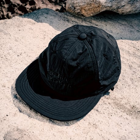 GARBAGE / SOFT BRIM 6 PANEL CAP w/ CHIN STRAP (OFFLINE) / BLACK (BLACK EMB)