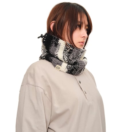 SOL soonerorlater / HAND-KNITTED NECK WARMER / GRAY MIX