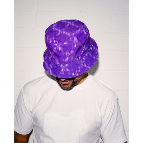 ADWYSD (ALWAYS DO WHAT YOU SHOULD DO) / @SUN REVERSIBLE CROSS PLAID BUCKET HAT / PURPLE / BLACK