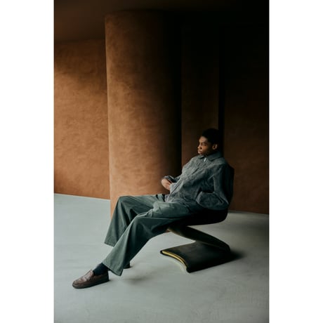 COMFORTABLE REASON / GRID CORDS SLAKS / SMOG GREEN