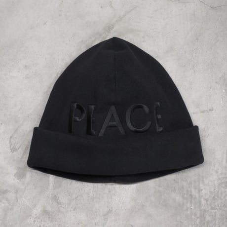 GARBAGE / FLEECE BEANIE (PIECE PLEASE) / BLACK (BLACK EMB)