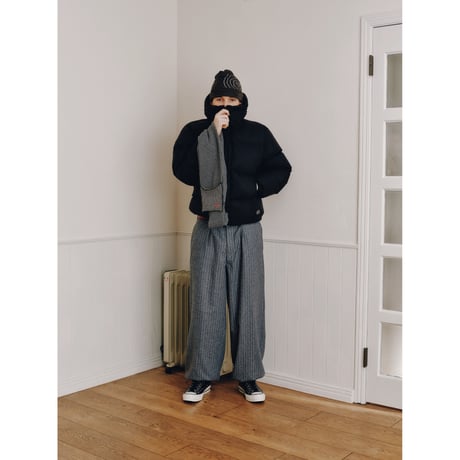 SOL soonerorlater / KNITTED BORDER SCARF / BLACK & IVORY