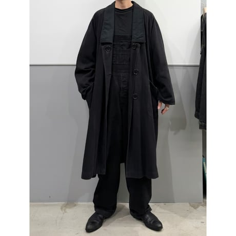 1980's Black cotton fabric wide silhouette raglan sleeve coat