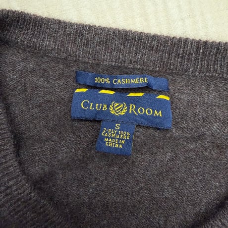 Cashmere Knit V-necked Sweater