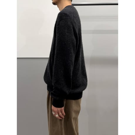 V-necked Cashmere Knit Sweater